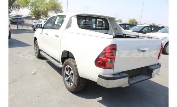Buy Import Toyota Hilux White Car in Import - Dubai in Akmecet Buy Import Toyota Hilux White Car in Import - Dubai in Akmecet