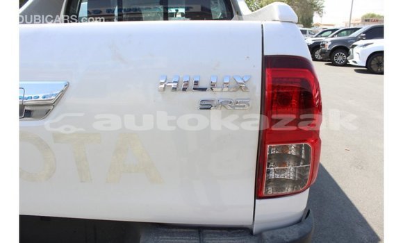 Buy Import Toyota Hilux White Car in Import - Dubai in Akmecet Buy Import Toyota Hilux White Car in Import - Dubai in Akmecet