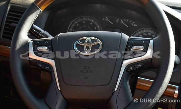 Buy Import Toyota Land Cruiser White Car in Import - Dubai in Akmecet Buy Import Toyota Land Cruiser White Car in Import - Dubai in Akmecet