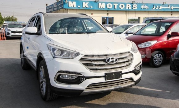 Buy Import Hyundai Santa Fe White Car in Import - Dubai in Akmecet Buy Import Hyundai Santa Fe White Car in Import - Dubai in Akmecet