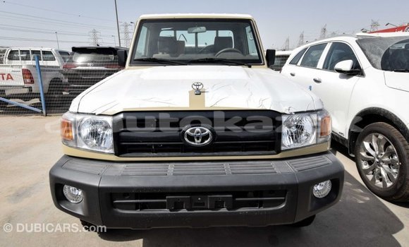 Buy Import Toyota Land Cruiser Beige Car in Import - Dubai in Akmecet Buy Import Toyota Land Cruiser Beige Car in Import - Dubai in Akmecet