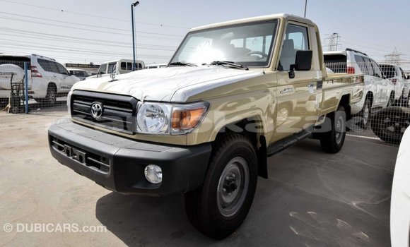 Buy Import Toyota Land Cruiser Beige Car in Import - Dubai in Akmecet Buy Import Toyota Land Cruiser Beige Car in Import - Dubai in Akmecet