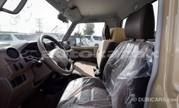 Buy Import Toyota Land Cruiser Beige Car in Import - Dubai in Akmecet Buy Import Toyota Land Cruiser Beige Car in Import - Dubai in Akmecet