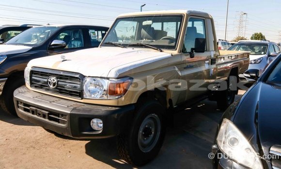 Buy Import Toyota Land Cruiser Beige Car in Import - Dubai in Akmecet Buy Import Toyota Land Cruiser Beige Car in Import - Dubai in Akmecet