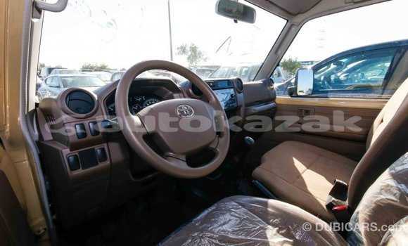 Buy Import Toyota Land Cruiser Beige Car in Import - Dubai in Akmecet Buy Import Toyota Land Cruiser Beige Car in Import - Dubai in Akmecet