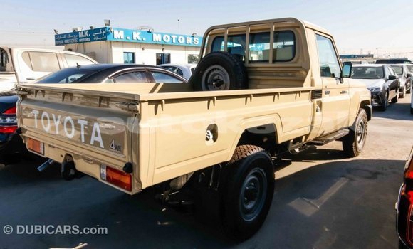 Buy Import Toyota Land Cruiser Beige Car in Import - Dubai in Akmecet Buy Import Toyota Land Cruiser Beige Car in Import - Dubai in Akmecet