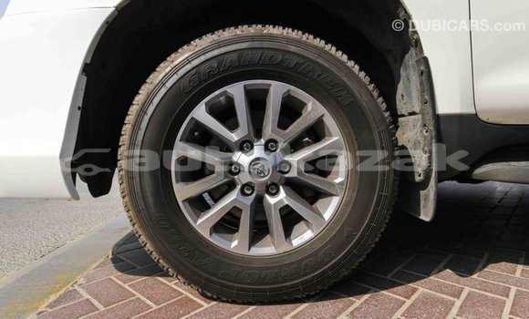 Buy Import Toyota Prado White Car in Import - Dubai in Akmecet Buy Import Toyota Prado White Car in Import - Dubai in Akmecet