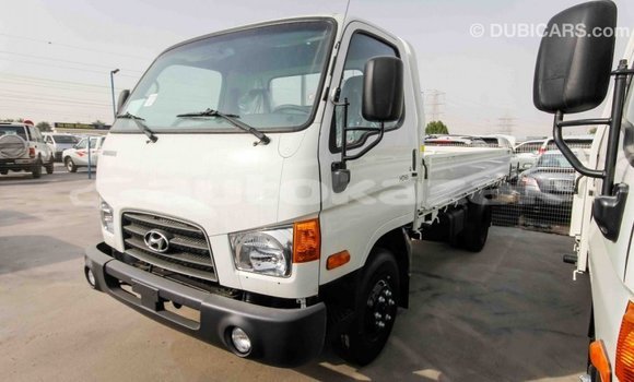 Buy Import Hyundai Accent White Car in Import - Dubai in Akmecet Buy Import Hyundai Accent White Car in Import - Dubai in Akmecet