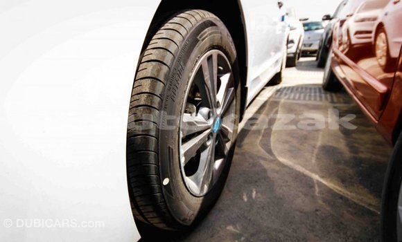 Buy Import Hyundai Elantra White Car in Import - Dubai in Akmecet Buy Import Hyundai Elantra White Car in Import - Dubai in Akmecet