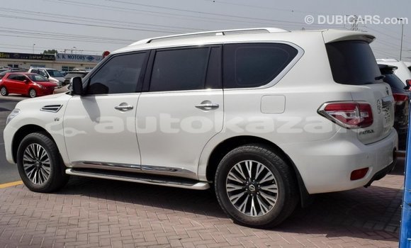 Buy Import Nissan Patrol White Car in Import - Dubai in Akmecet Buy Import Nissan Patrol White Car in Import - Dubai in Akmecet