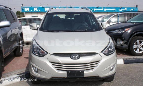 Buy Import Hyundai Tucson Beige Car in Import - Dubai in Akmecet Buy Import Hyundai Tucson Beige Car in Import - Dubai in Akmecet
