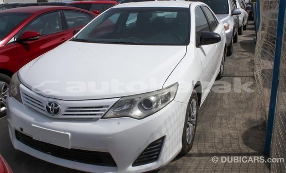 Buy Import Toyota Camry White Car in Import - Dubai in Akmecet Buy Import Toyota Camry White Car in Import - Dubai in Akmecet