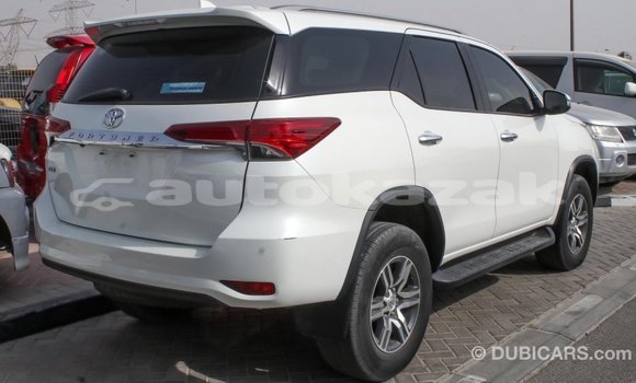 Buy Import Toyota Fortuner White Car in Import - Dubai in Akmecet Buy Import Toyota Fortuner White Car in Import - Dubai in Akmecet