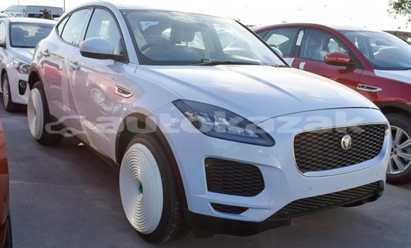 Buy Import Jaguar E-Pace White Car in Import - Dubai in Akmecet
