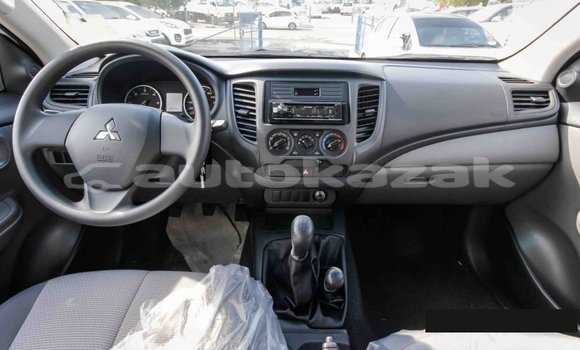 Buy Import Mitsubishi L200 White Car in Import - Dubai in Akmecet Buy Import Mitsubishi L200 White Car in Import - Dubai in Akmecet