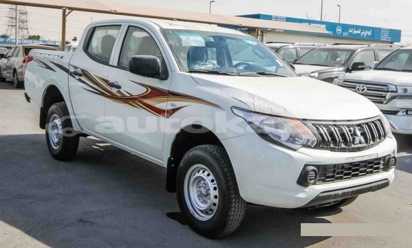 Buy Import Mitsubishi L200 White Car in Import - Dubai in Akmecet Buy Import Mitsubishi L200 White Car in Import - Dubai in Akmecet