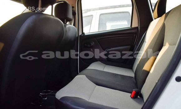 Buy Import Renault Duster White Car in Import - Dubai in Akmecet Buy Import Renault Duster White Car in Import - Dubai in Akmecet