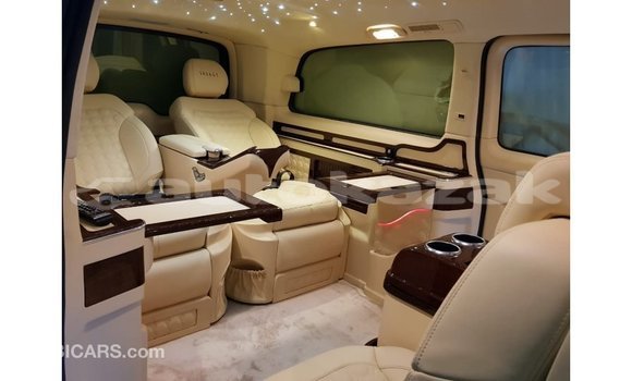 Buy Import Mercedes-Benz 250 Black Car in Import - Dubai in Akmecet Buy Import Mercedes-Benz 250 Black Car in Import - Dubai in Akmecet