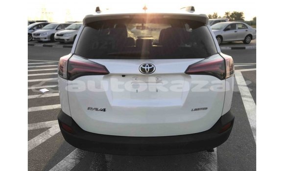 Buy Import Toyota 4Runner White Car in Import - Dubai in Akmecet Buy Import Toyota 4Runner White Car in Import - Dubai in Akmecet