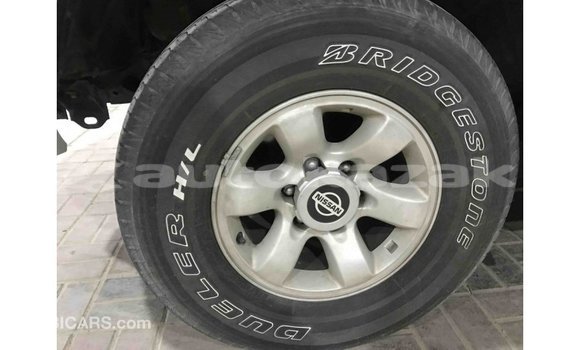 Buy Import Nissan Patrol White Car in Import - Dubai in Akmecet