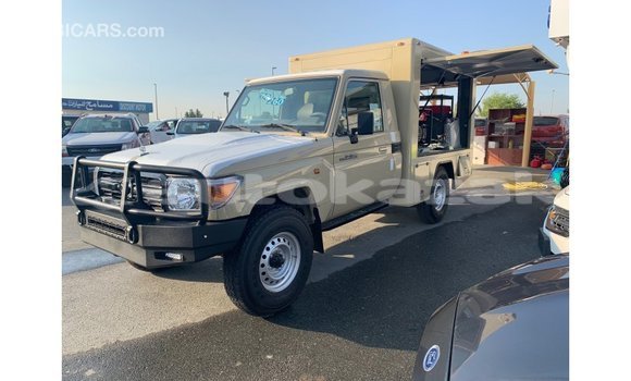 Buy Import Toyota Land Cruiser Beige Car in Import - Dubai in Akmecet Buy Import Toyota Land Cruiser Beige Car in Import - Dubai in Akmecet