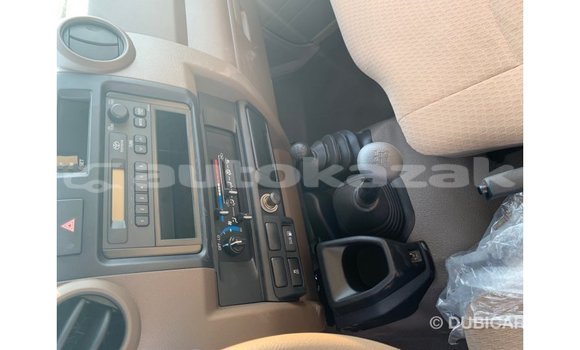 Buy Import Toyota Land Cruiser Beige Car in Import - Dubai in Akmecet Buy Import Toyota Land Cruiser Beige Car in Import - Dubai in Akmecet