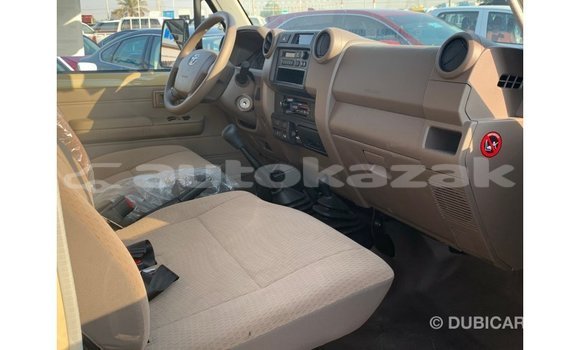 Buy Import Toyota Land Cruiser Beige Car in Import - Dubai in Akmecet Buy Import Toyota Land Cruiser Beige Car in Import - Dubai in Akmecet