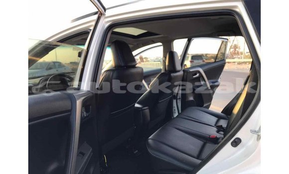 Buy Import Toyota 4Runner White Car in Import - Dubai in Akmecet Buy Import Toyota 4Runner White Car in Import - Dubai in Akmecet