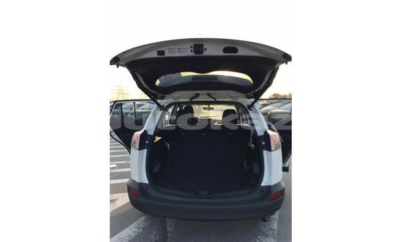 Buy Import Toyota 4Runner White Car in Import - Dubai in Akmecet Buy Import Toyota 4Runner White Car in Import - Dubai in Akmecet