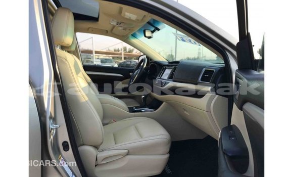 Buy Import Toyota Highlander Other Car in Import - Dubai in Akmecet Buy Import Toyota Highlander Other Car in Import - Dubai in Akmecet