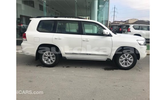 Buy Import Toyota Land Cruiser White Car in Import - Dubai in Akmecet Buy Import Toyota Land Cruiser White Car in Import - Dubai in Akmecet