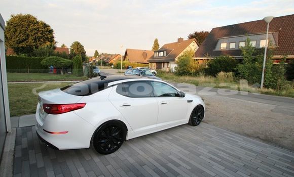 Buy Used Kia Optima White Car in Almaty in Almati Buy Used Kia Optima White Car in Almaty in Almati