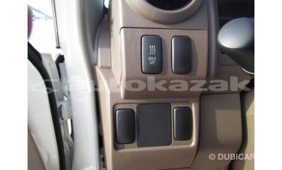 Buy Import Toyota Land Cruiser White Car in Import - Dubai in Akmecet Buy Import Toyota Land Cruiser White Car in Import - Dubai in Akmecet