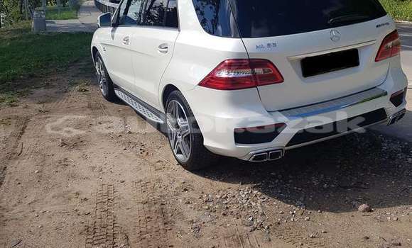 Buy Used Mercedes-Benz ML–Class White Car in Almaty in Almati Buy Used Mercedes-Benz ML–Class White Car in Almaty in Almati