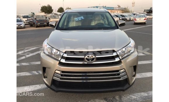 Buy Import Toyota Highlander Other Car in Import - Dubai in Akmecet Buy Import Toyota Highlander Other Car in Import - Dubai in Akmecet