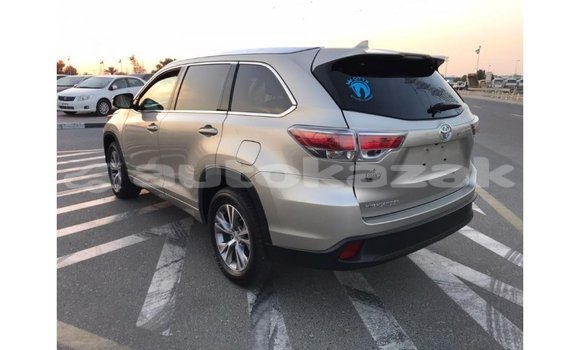 Buy Import Toyota Highlander Other Car in Import - Dubai in Akmecet Buy Import Toyota Highlander Other Car in Import - Dubai in Akmecet