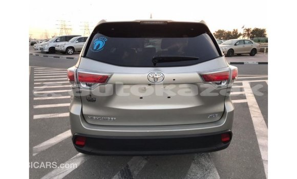 Buy Import Toyota Highlander Other Car in Import - Dubai in Akmecet Buy Import Toyota Highlander Other Car in Import - Dubai in Akmecet