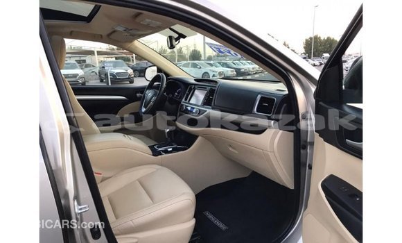 Buy Import Toyota Highlander Other Car in Import - Dubai in Akmecet Buy Import Toyota Highlander Other Car in Import - Dubai in Akmecet