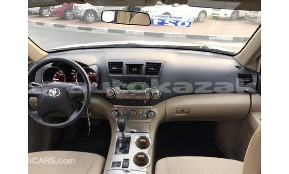 Buy Import Toyota Highlander White Car in Import - Dubai in Akmecet Buy Import Toyota Highlander White Car in Import - Dubai in Akmecet