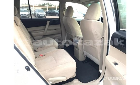 Buy Import Toyota Highlander White Car in Import - Dubai in Akmecet Buy Import Toyota Highlander White Car in Import - Dubai in Akmecet