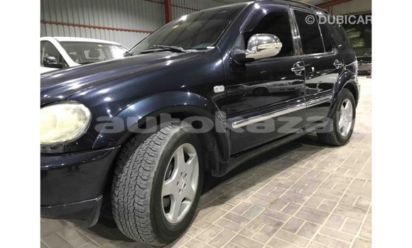 Buy Import Mercedes-Benz 190 (W201) Blue Car in Import - Dubai in Akmecet Buy Import Mercedes-Benz 190 (W201) Blue Car in Import - Dubai in Akmecet