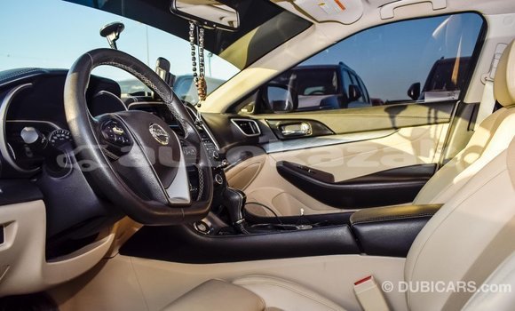 Buy Import Nissan Maxima White Car in Import - Dubai in Akmecet Buy Import Nissan Maxima White Car in Import - Dubai in Akmecet