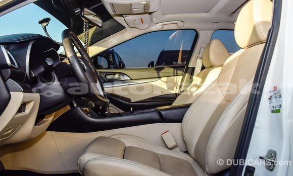 Buy Import Nissan Maxima White Car in Import - Dubai in Akmecet Buy Import Nissan Maxima White Car in Import - Dubai in Akmecet
