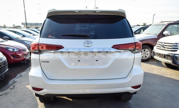 Buy Import Toyota Fortuner White Car in Import - Dubai in Akmecet Buy Import Toyota Fortuner White Car in Import - Dubai in Akmecet