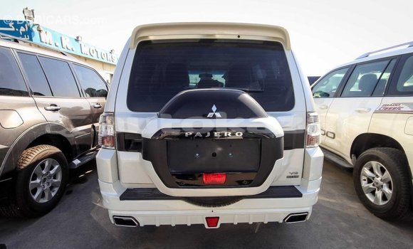 Buy Import Mitsubishi Pajero White Car in Import - Dubai in Akmecet Buy Import Mitsubishi Pajero White Car in Import - Dubai in Akmecet