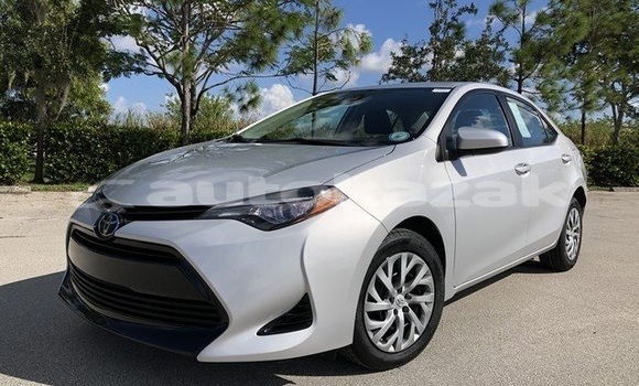 Buy Used Toyota Corolla Silver Car in Almati in Almati Buy Used Toyota Corolla Silver Car in Almati in Almati