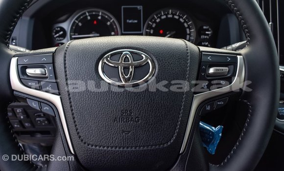 Buy Import Toyota Land Cruiser White Car in Import - Dubai in Akmecet Buy Import Toyota Land Cruiser White Car in Import - Dubai in Akmecet