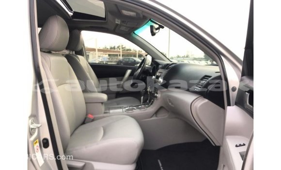 Buy Import Toyota Highlander Other Car in Import - Dubai in Akmecet Buy Import Toyota Highlander Other Car in Import - Dubai in Akmecet