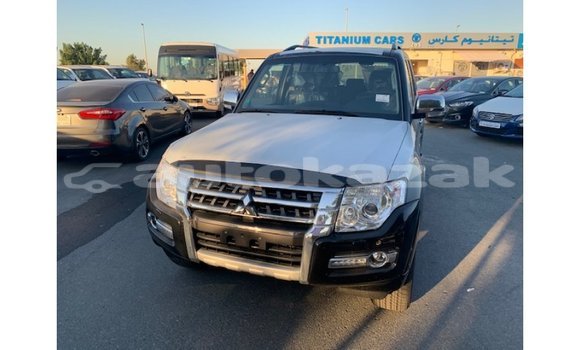 Buy Import Mitsubishi Pajero Black Car in Import - Dubai in Akmecet Buy Import Mitsubishi Pajero Black Car in Import - Dubai in Akmecet