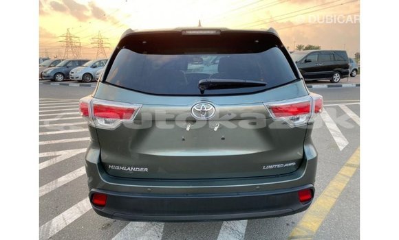 Buy Import Toyota Highlander Green Car in Import - Dubai in Akmecet Buy Import Toyota Highlander Green Car in Import - Dubai in Akmecet